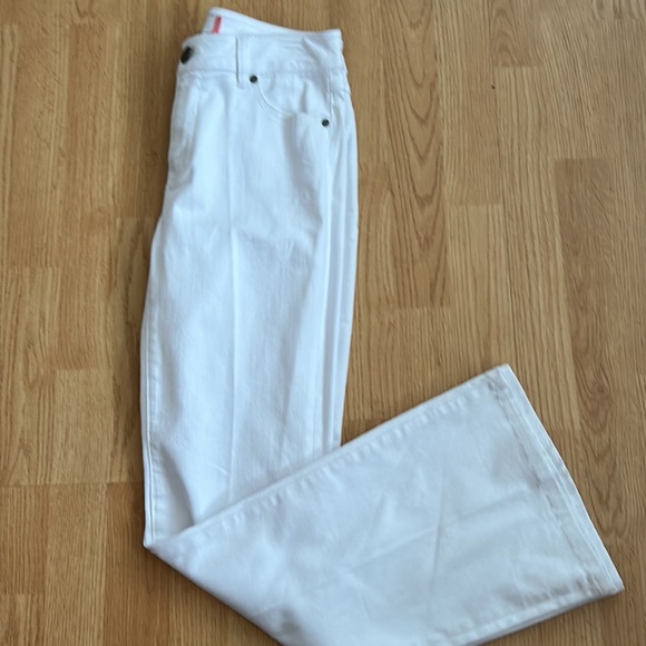 Wide Leg Jeans - Picture 2 of 4